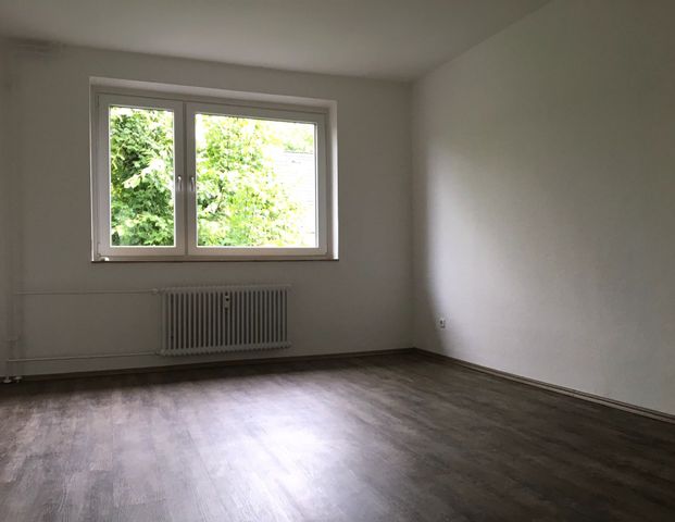 *** Altbau-Liebhaber aufgepasst! 2 Zimmerwohnung + Wohnküche + Mansarde! *** - Photo 1