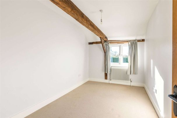 A beautiful character property in a gated development in the sought after town of Cranbrook. - Photo 1