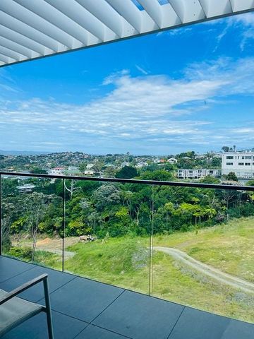 Modern 2BR Apt with Balcony & AC - Photo 2