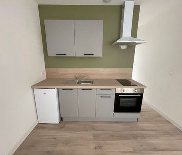 Location Appartement 2 pièces 31m² LILLE 59000 - Photo 2