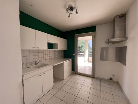 APPARTEMENT T3 A LOUER LYON 4EME ARRONDISSEMENT Flammarion Bony - Photo 4