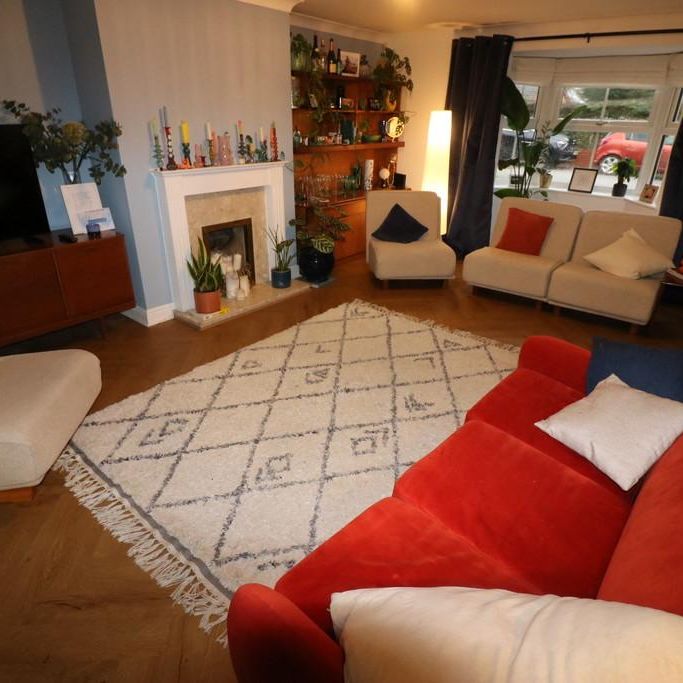 4 bedroom detached house to rent - Photo 1