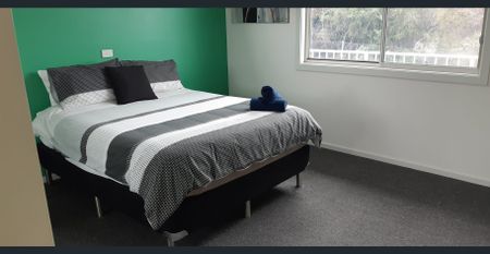 Fully Furnished Coastal Escape - Photo 5