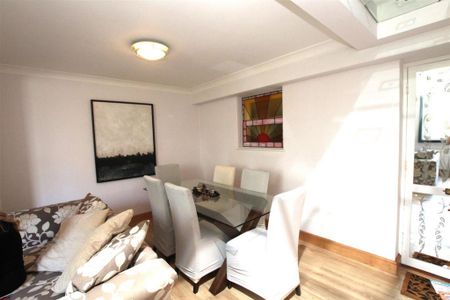 2 bedroom house to rent - Photo 3