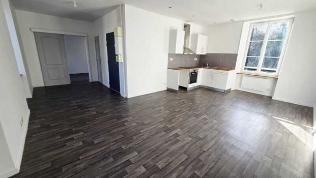 Location Appartement 2 pièces 52m² ST JEAN DE BRAYE 45800 - Photo 1