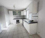 Location Maison 3 pièces 84m² MONTREUIL JUIGNE 49460 - Photo 4