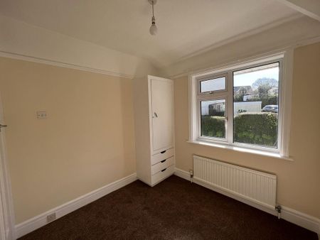 3 bedroom end of terrace house to rent - Photo 5