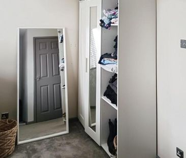2 bedroom semi-detached house to rent - Photo 2