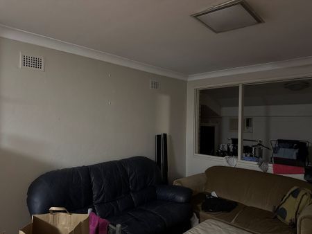 3-bedroom shared house, College Place - Photo 3