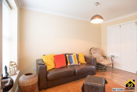 4 bed Detached in Corfield Road , Enfield, N21 1SF - Photo 5