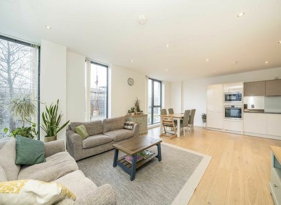 Quebec Way - Photo 1