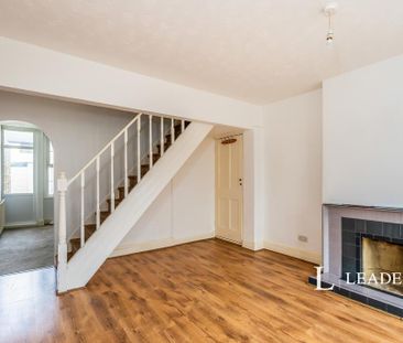 2 bedroom semi-detached house to rent - Photo 2