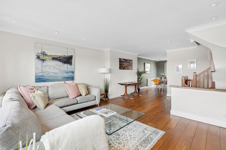 5 Bed Flat, Blyth's Wharf, E14 - Photo 5