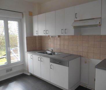 Location Appartement 4 pièces 84m² - Photo 6