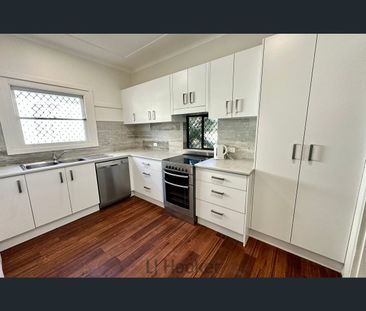 26 Maude Street, Belmont, NSW 2280 - Photo 3