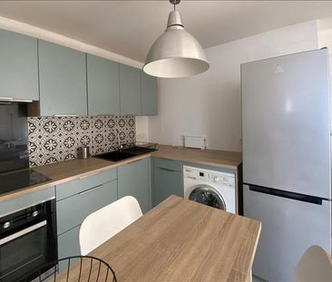 2 pièces - Meublé - 42,01 m² - 4ème étage - Colocation non autorisée - Photo 2