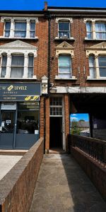Brownhill Road, London SE6 - Photo 4