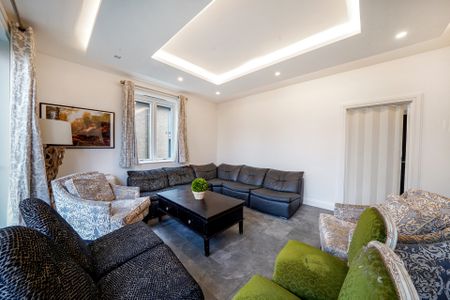 Ashchurch Grove, Hammersmith, London, W12 - Photo 2