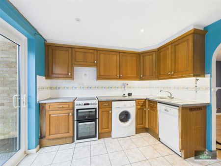 Beechside, Southgate - Photo 5