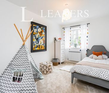 4 bedroom house to rent Acorn Gardens, Bell Lane, Splaynes Green, F... - Photo 5