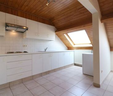 Gezellig dakappartement, grote leefruimte, 1 slpk. en garage te Zichem - Photo 6