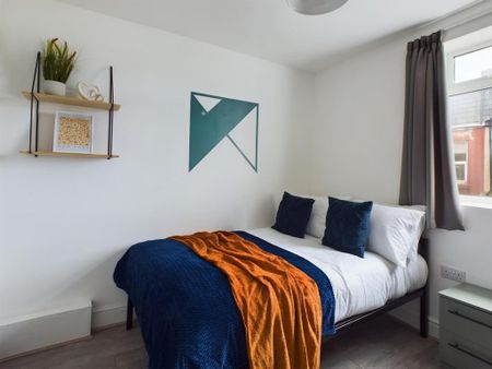 4 bedroom house to rent - Photo 3