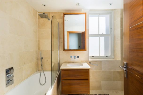 Kensington Garden Square, Kensington, W2 - Photo 1