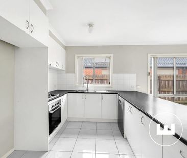 Great Pakenham Location - 3 Beds 2 Baths - Photo 4