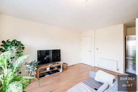 Goldsmiths Row, London, London - Photo 4