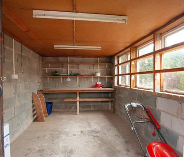 2 bedroom semi-detached house to rent - Photo 6