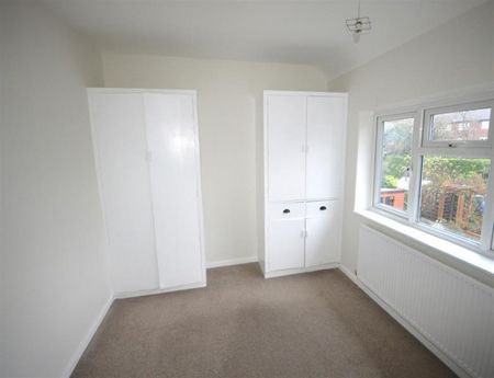 3 Bedroom Semi Detached To Let - Photo 5