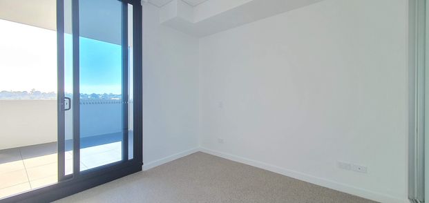 1015/21 Meredith Street - Photo 1