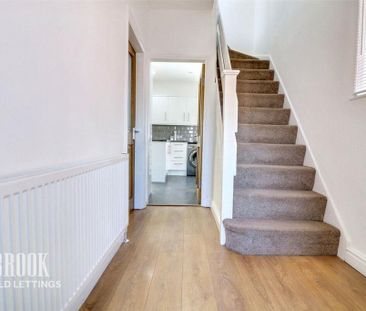 3 bedroom semi-detached house to rent - Photo 6