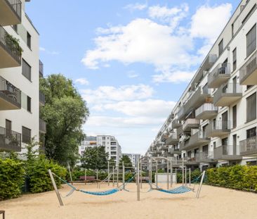 Dachgeschosswohnung mit EBK im schönen Neubauensemble - Photo 1