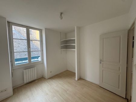Location Appartement 2 pièces 30m² MONTMORILLON 86500 - Photo 2