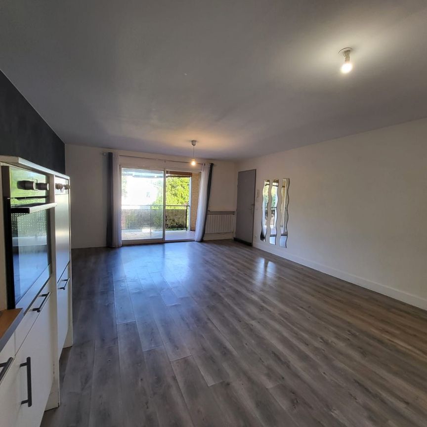 Location Appartement 3 pièces 66m² SALON DE PROVENCE 13300 - Photo 1