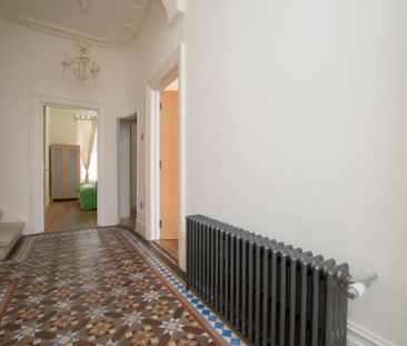 4 Bed Flat, Avenue Road, N6 - Photo 3