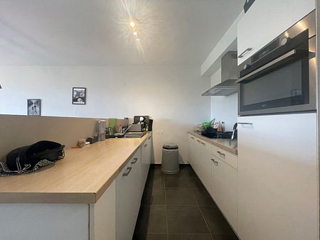 Appartement met 2 slaapkamers en terras - Foto 4