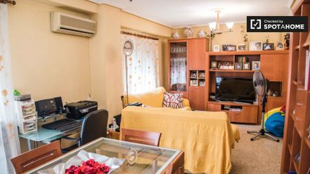 valencia, Valencian Community 46018 - Photo 2