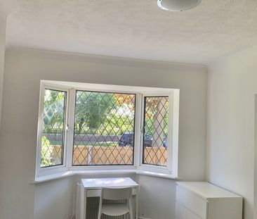 5 bed semi-detached house to rent in Earlham Green Lane, Norwich, NR5 - Photo 6