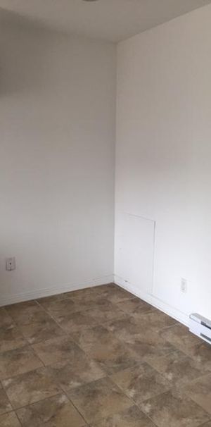 À VOIR 3 1/2 rénové appartement près métro Concorde - Photo 1