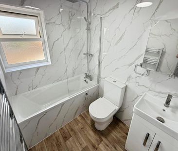 3 bedroom terraced house to rent - Photo 5