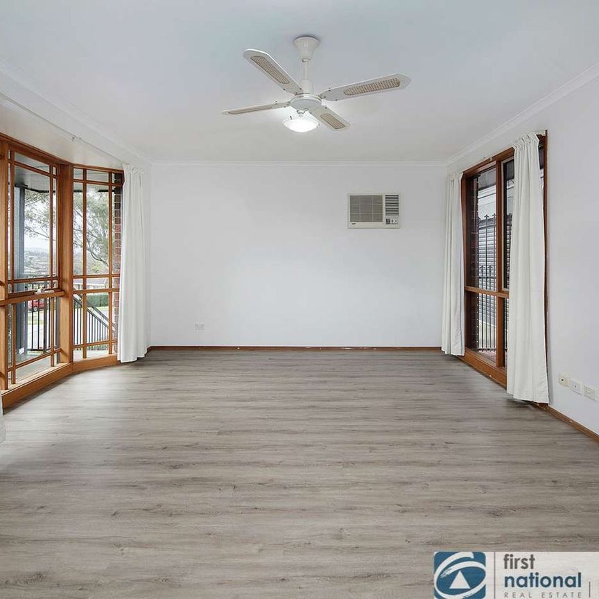 8 Angus Court, Pakenham - Photo 1