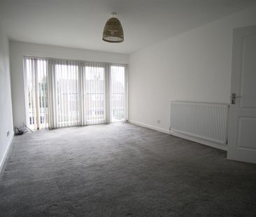 2 Bed Flat to Let on Spinney Brow,Preston - Photo 1