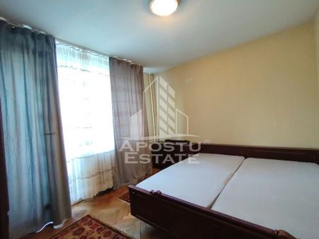 Apartament de inchiriat 3 camere, etaj intermediar, Central Timisoara - Photo 3