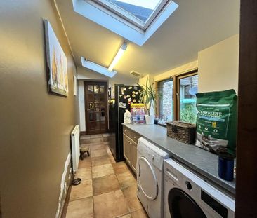 2 bedroom semi-detached house to rent - Photo 3