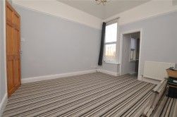 1 Bed Property To Rent - Photo 4