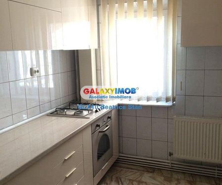 Inchiriere apartament 3 camere Calea 13 Septembrie/Liceul Odobleja - Fotografie 4