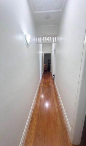 Hurlstone Park - Photo 2