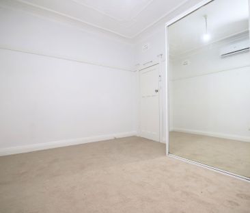 Three Bedroom Updated Family Home- Water Included! - Photo 5